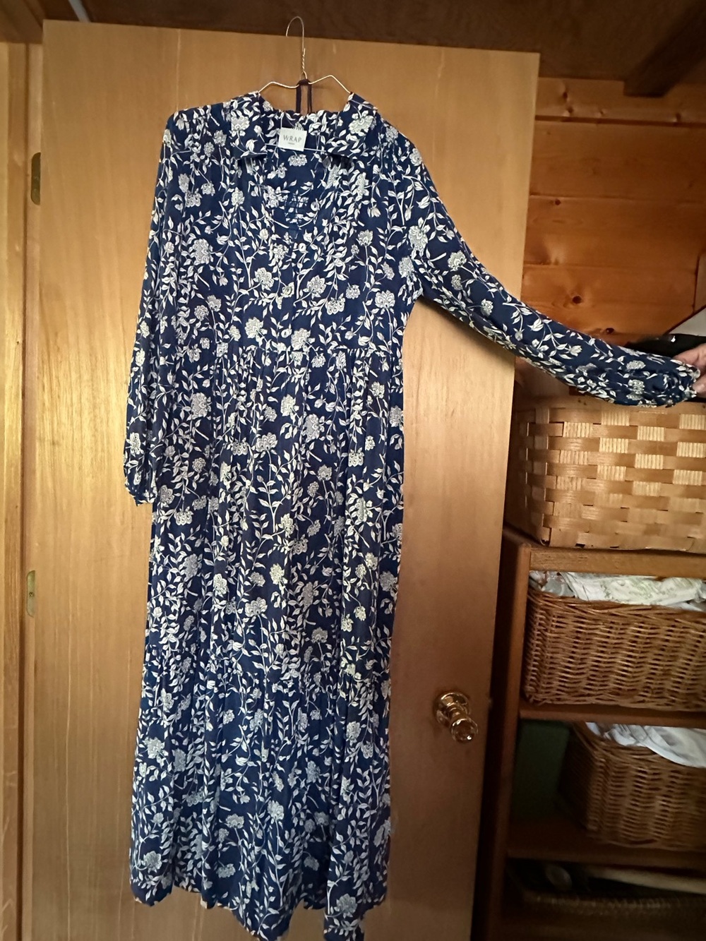 Wrap London Women's Blue Floral Long Sleeve Maxi Dress
